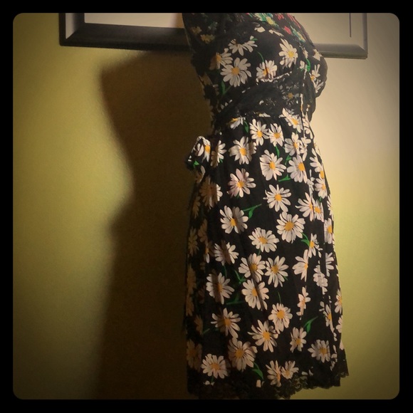 Betsey Johnson Dresses & Skirts - Vintage Betsey Johnson Daisy dress